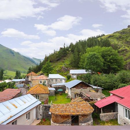 Sno Inn Kazbegi Экстерьер фото