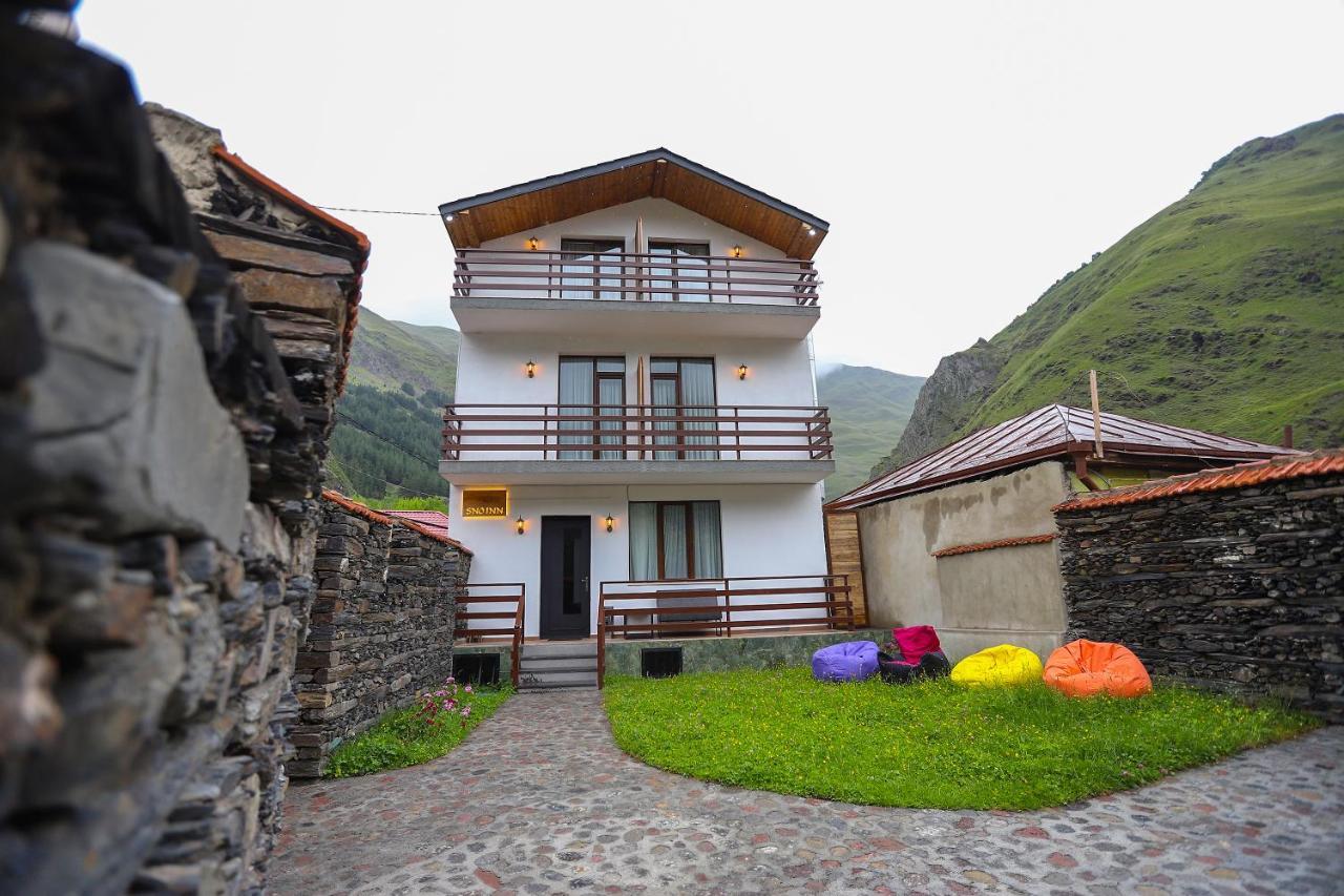 Sno Inn Kazbegi Экстерьер фото
