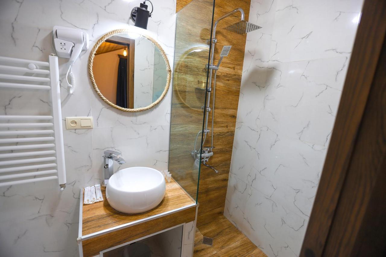 Sno Inn Kazbegi Экстерьер фото